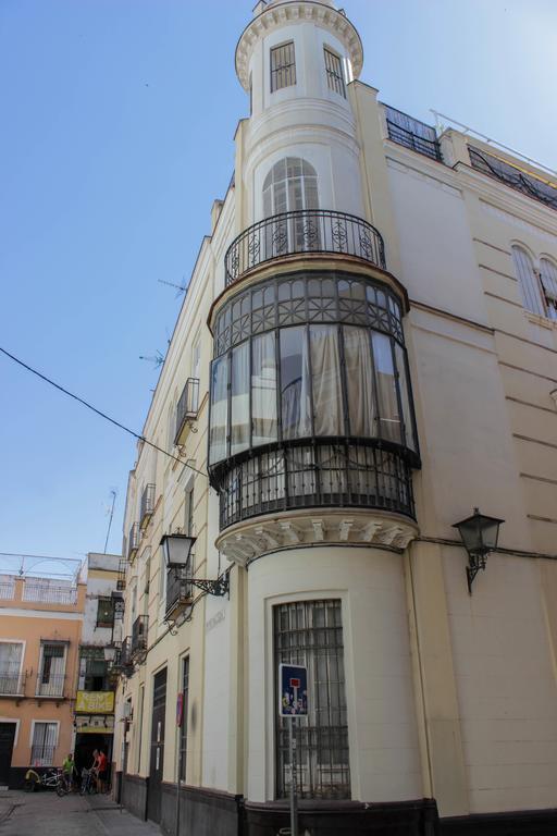 Stunning Boutique - Space Maison Apartments Seville Luaran gambar