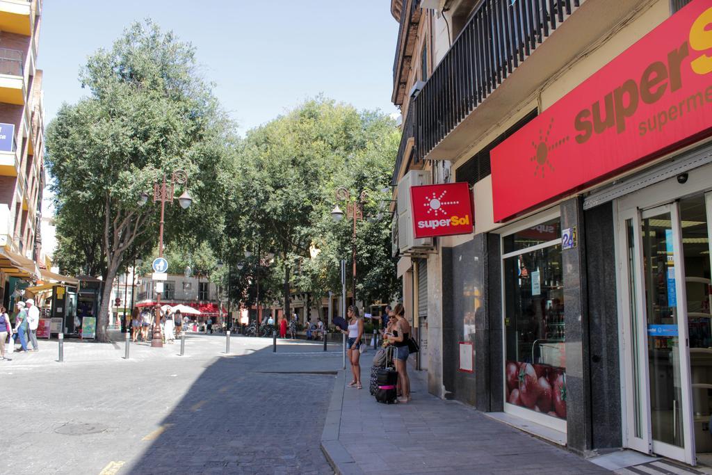 Stunning Boutique - Space Maison Apartments Seville Luaran gambar